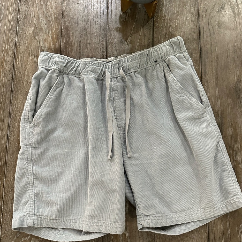 WXYZ Men's Casual Gray Shorts - Picture 2 of 10
